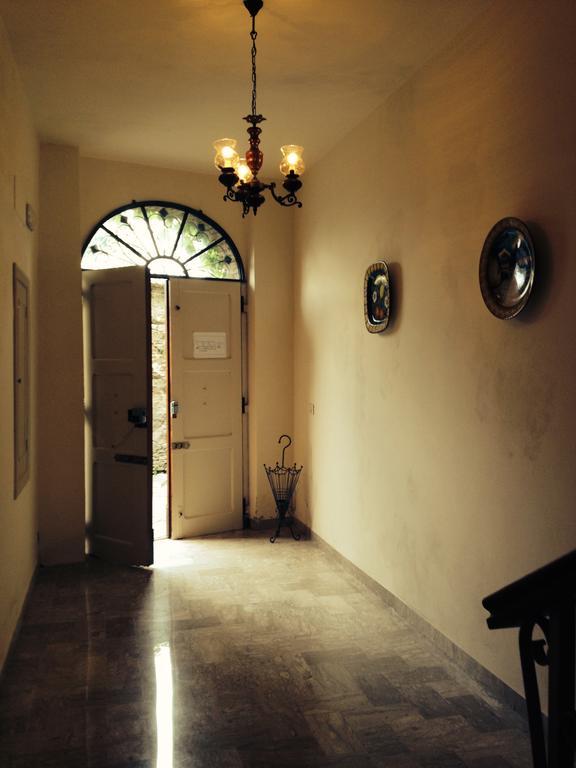 Tre Girasoli Monte San Savino Bagian luar foto